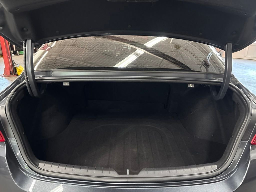 Used 2021 Gray Kia LXS image 13