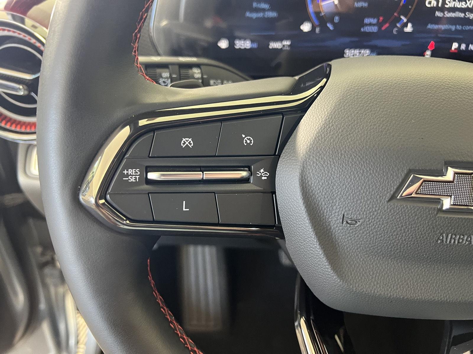 Used 2025 Sterling Gray Metallic Chevrolet AWD RS image 9