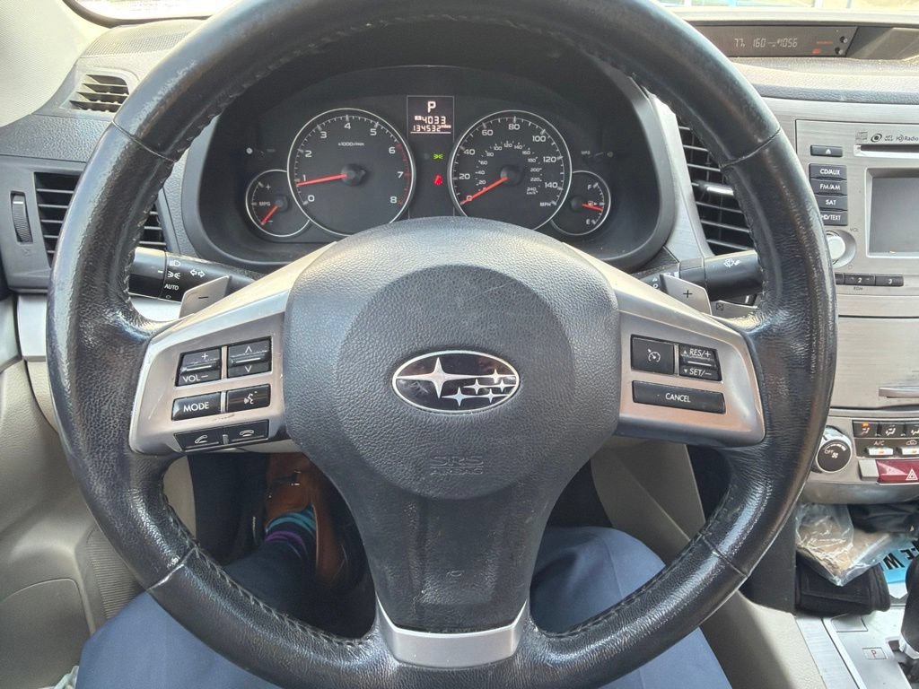 Used 2014 Crystal Black Pearl Subaru 2.5i Premium image 8