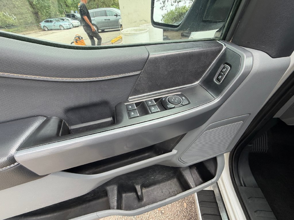 Used 2025 White Ford XLT image 11