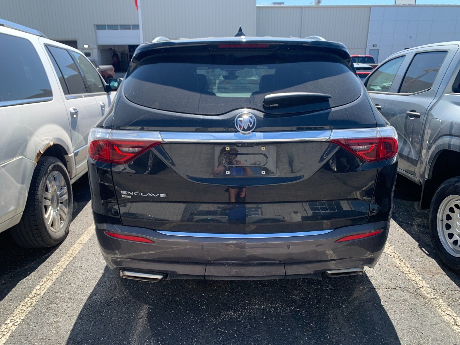 Used 2022 Black Buick Premium Group image 3