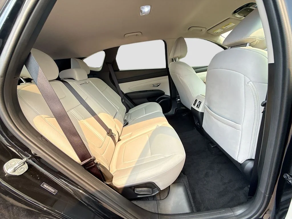 Used 2025 Black Hyundai SEL image 33