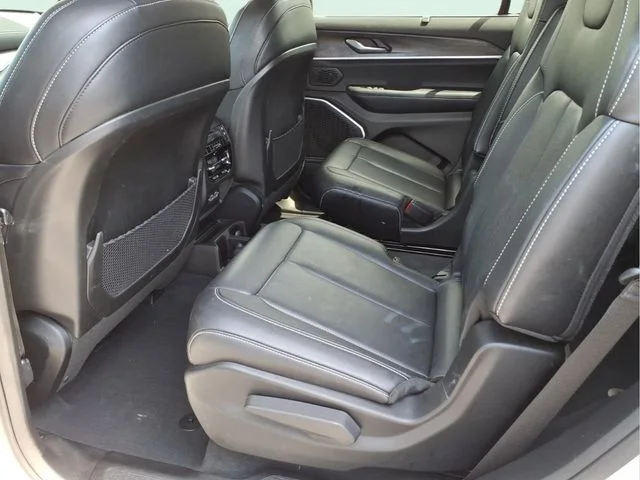 Used 2022 White Jeep Limited image 12