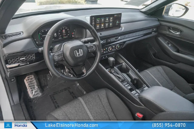 Used 2024 Platinum White Pearl Honda Sport image 17
