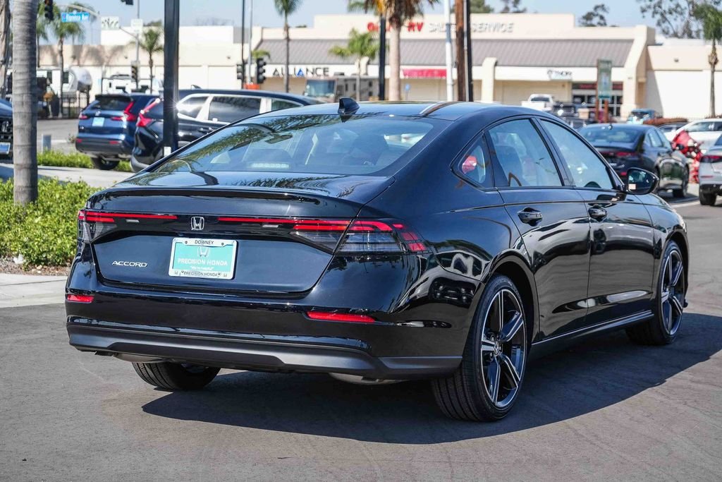 New 2026 Crystal Black Pearl Honda SE image 7