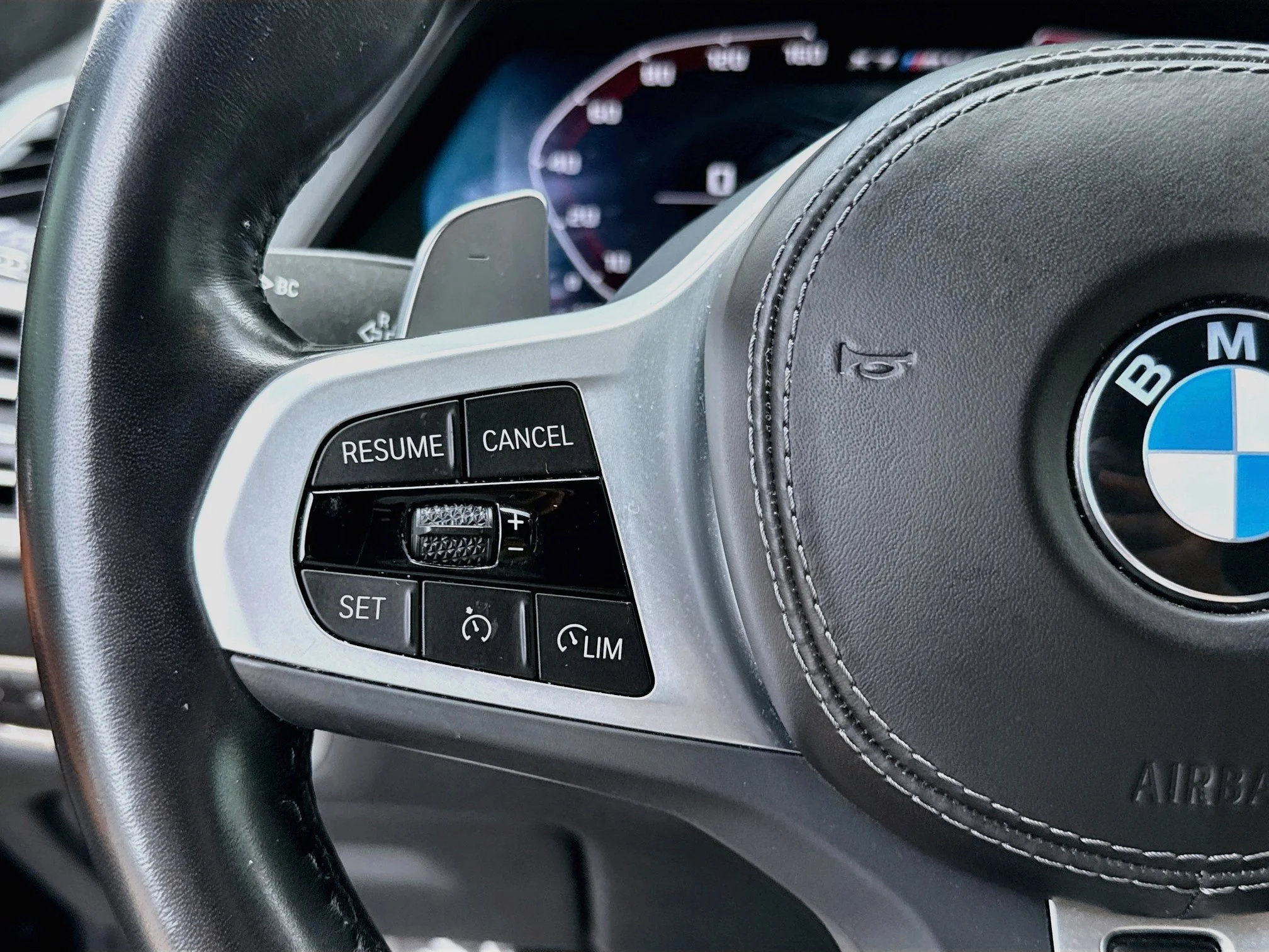 2022 BMW X7 M50i - Photo 40
