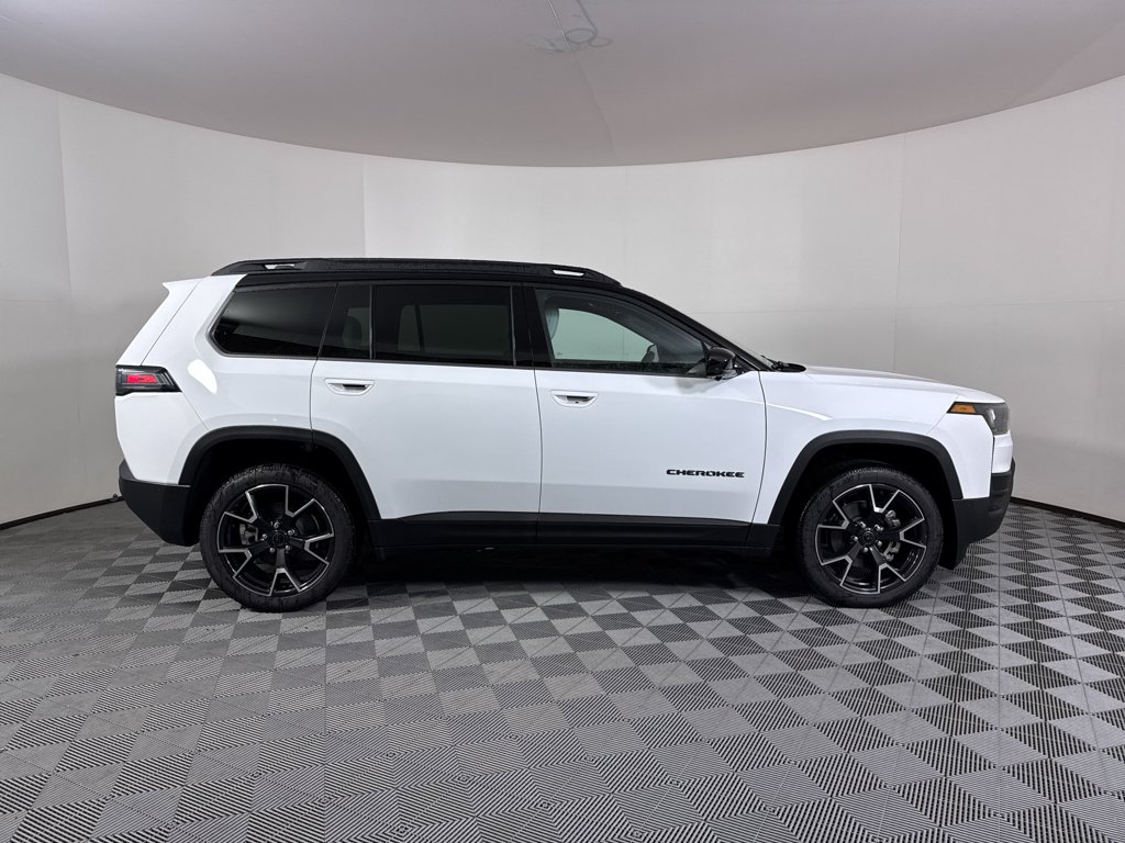 New 2026 Bright White Clear-Coat Exterior Paint Jeep Overland image 16