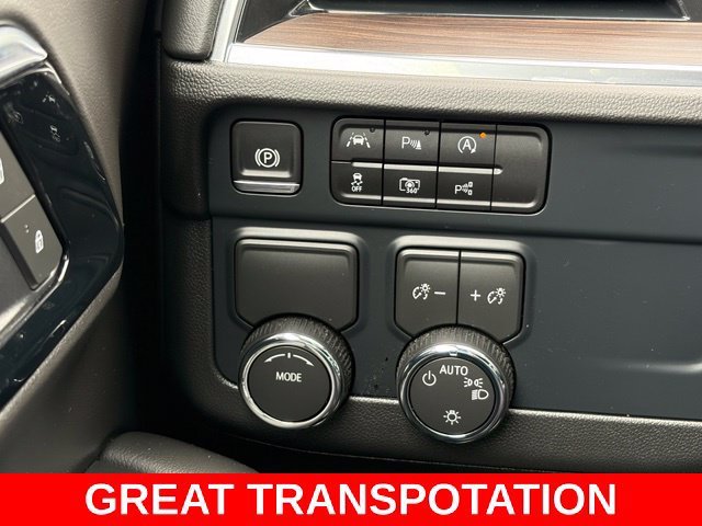 2025 Chevrolet Suburban LS - Photo 20