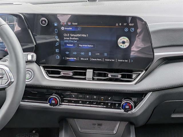 New 2027 Summit White Chevrolet LT image 44