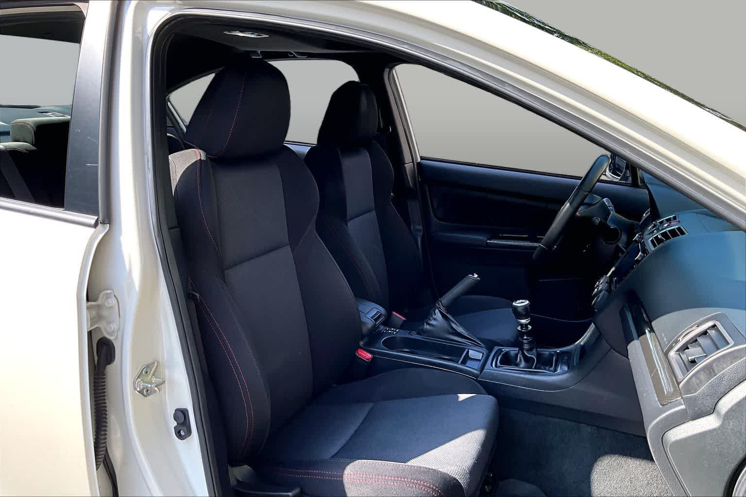 Used 2021 Crystal White Pearl Subaru Premium image 9