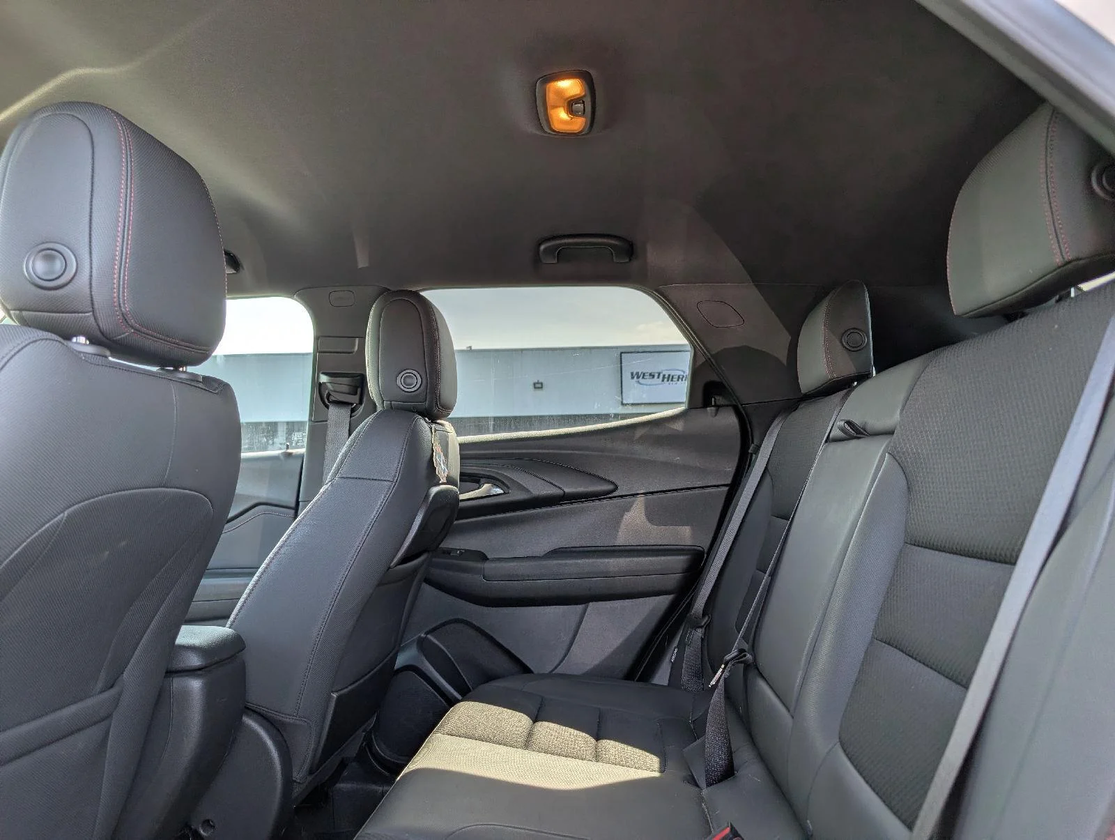 Used 2023 Summit White Chevrolet RS image 10