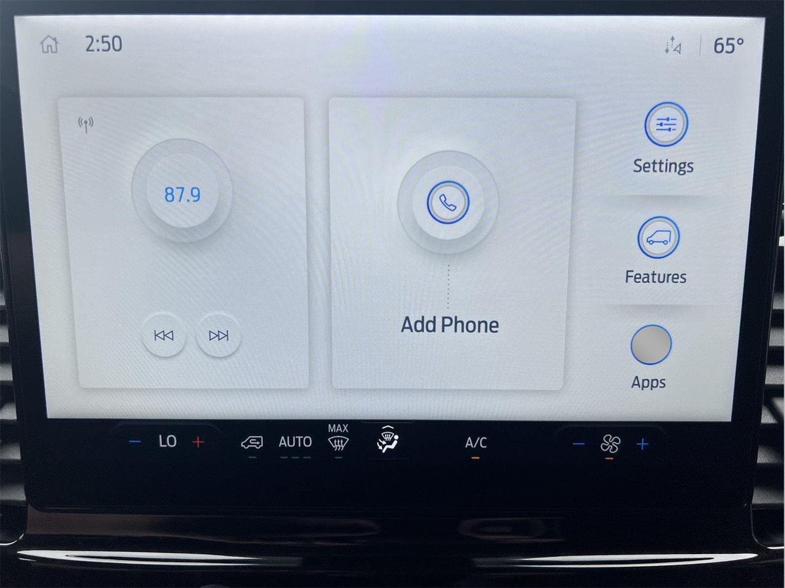 New 2026 Oxford White Ford Cargo Van image 33