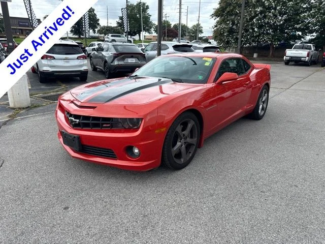 Used 2013 Red Chevrolet SS image 8