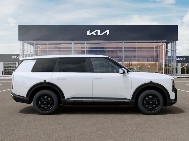 New 2027 White Kia LX image 7