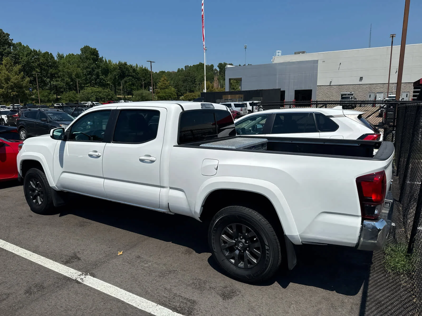 Used 2023 Ice Cap Toyota SR5 image 3
