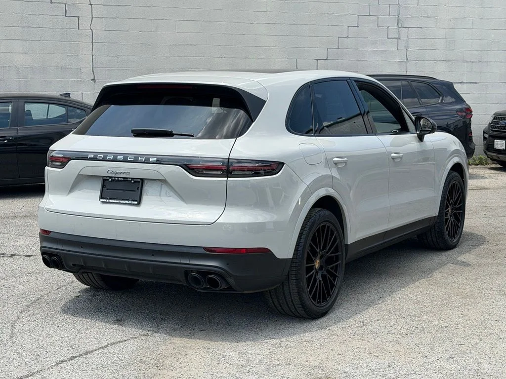 Used 2023 Black Porsche Base image 7