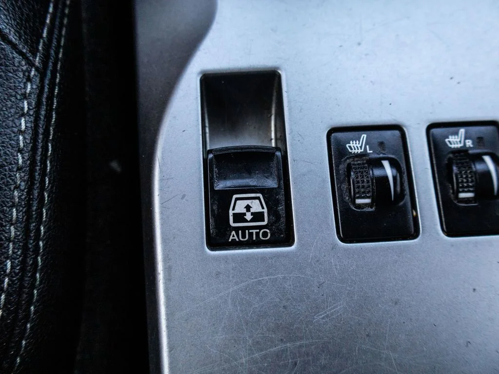 Used 2016 Black Toyota SR5 Premium image 26