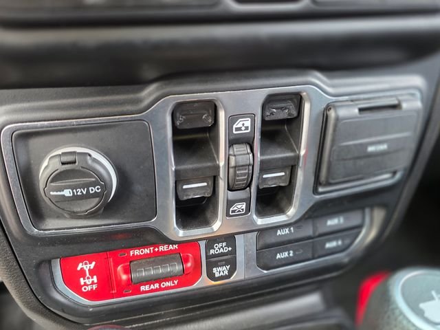 Used 2021 White Jeep Unlimited Rubicon image 31