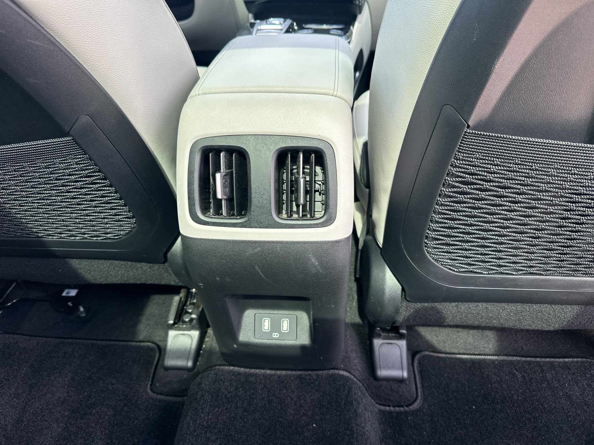 Used 2022 Shimmering Silver Hyundai Limited image 35