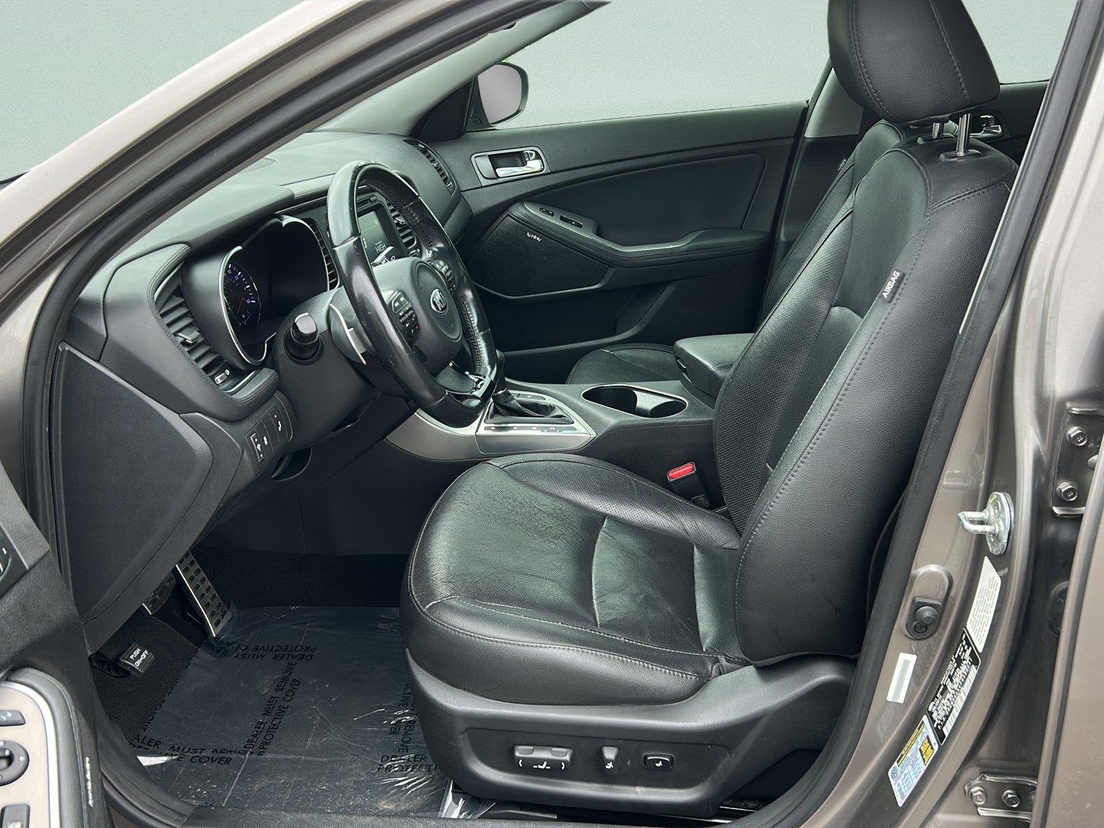 Used 2015 Titanium Kia SX Turbo image 21