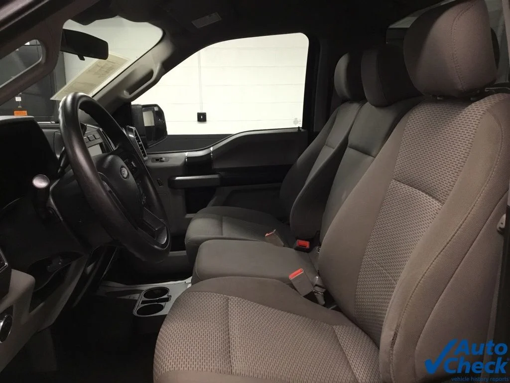 Used 2019 Blue Ford XLT image 26