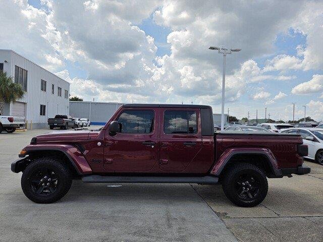 Used 2021 Snazzberry Pearlcoat Jeep Sport S image 2