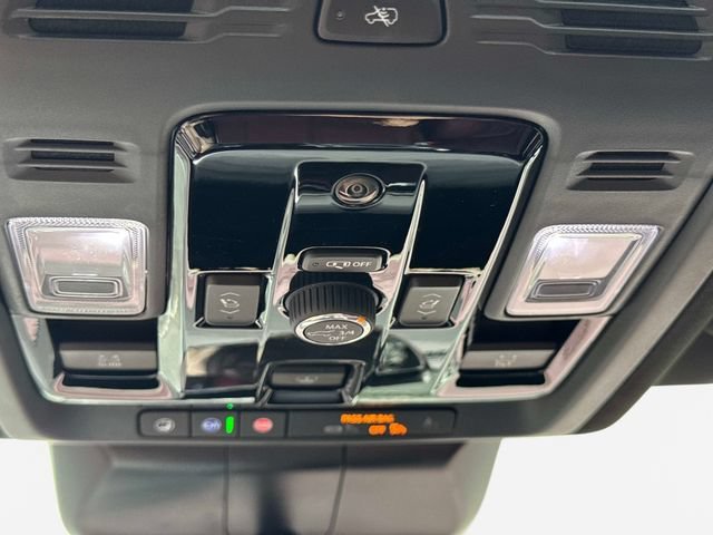 2025 Cadillac Escalade Sport - Photo 24