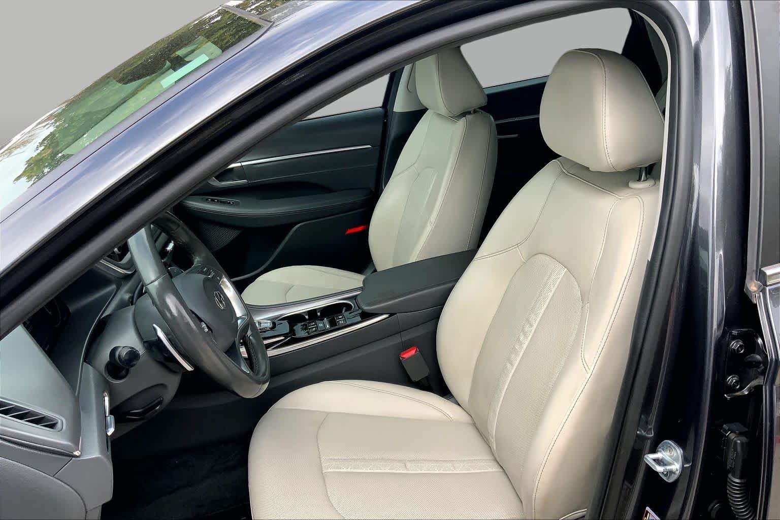 Used 2020 Portofino Gray Hyundai Limited image 8