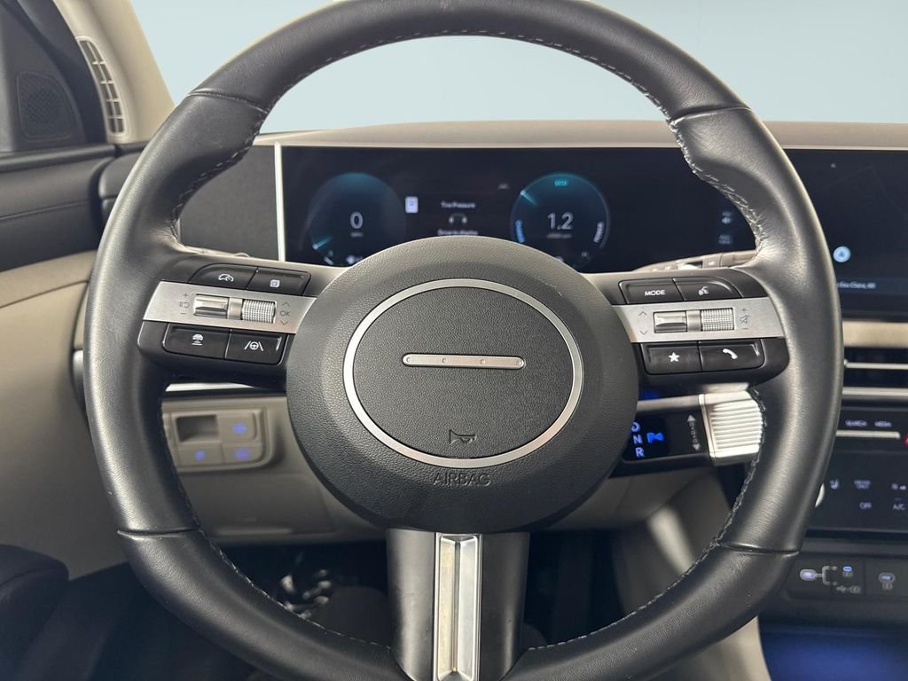 Certified Used 2025 Gray Hyundai SEL Convenience image 25