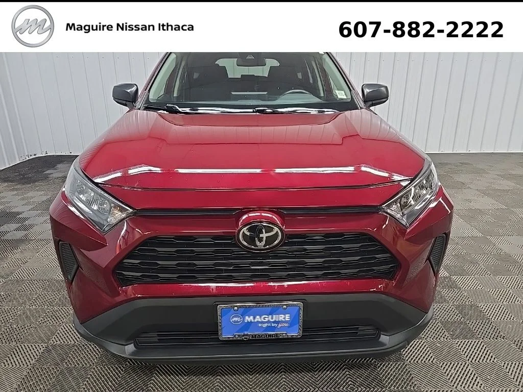 Used 2019 Red Toyota LE image 9