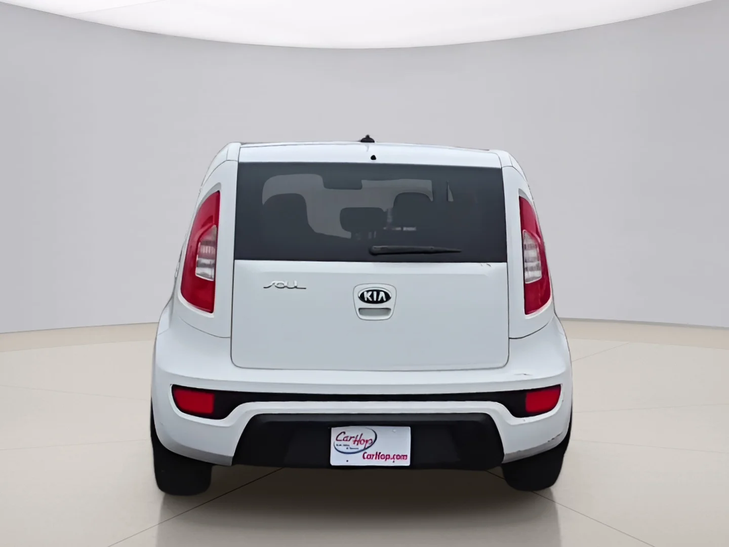 Used 2013 White Kia ! WAGON image 4