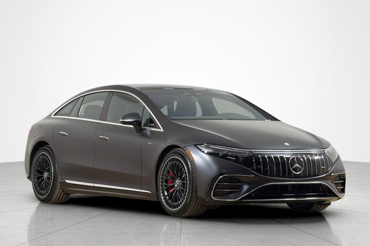 Certified Used 2025 MANUFAKTUR Graphite Grey Magno Mercedes-Benz AMG® EQS image 7