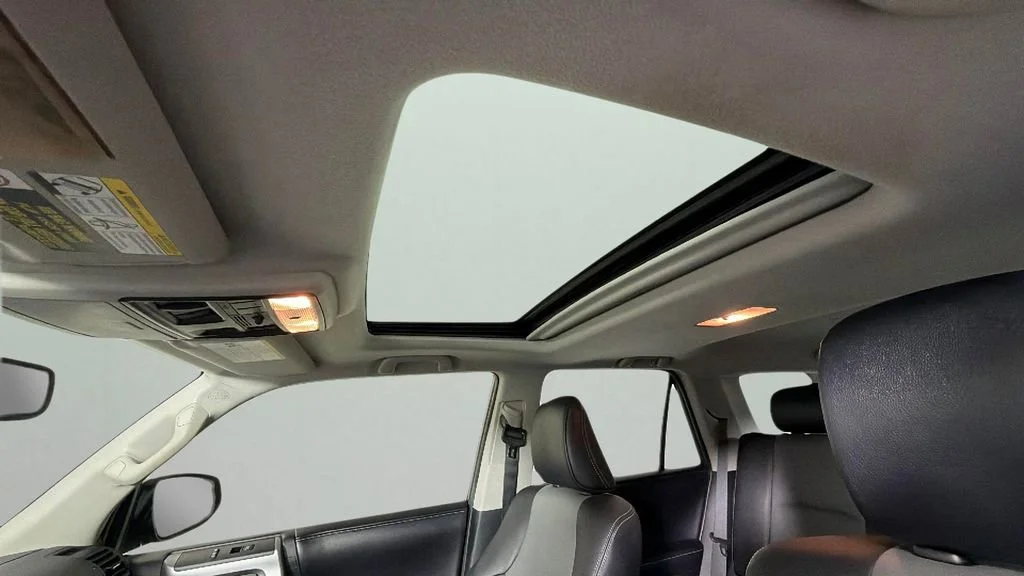 Used 2017 Gray Toyota SR5 image 25