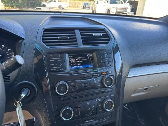 Used 2017 Blue Ford Base image 22
