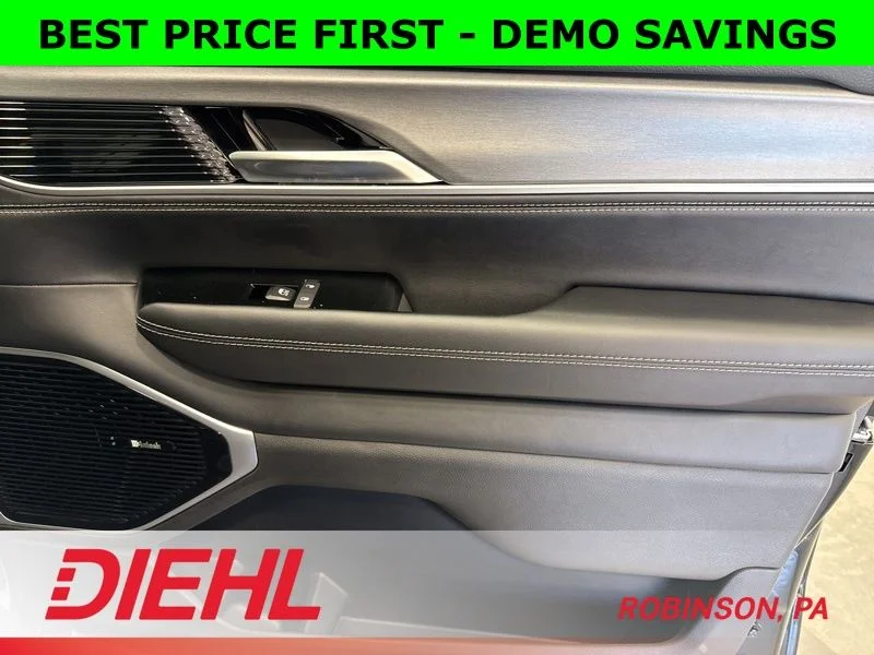 New 2026 High Gloss Black Exterior Paint Jeep Limited Altitude image 18