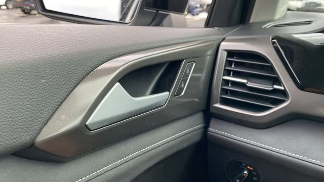 2026 Volkswagen Taos SE Black - Photo 18