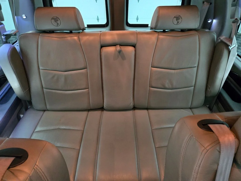 Used 2023 Birch Chevrolet Explorer Limited SE image 48