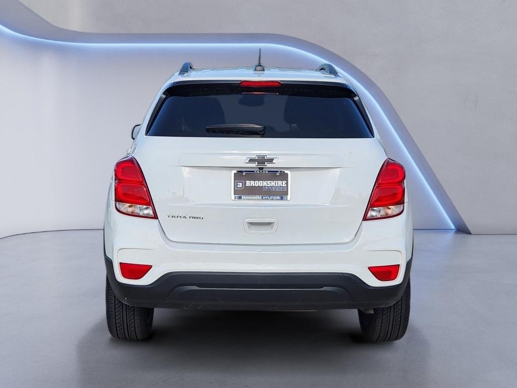 Used 2022 Summit White Chevrolet LT image 8