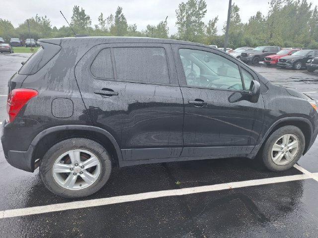 Used 2021 Black Chevrolet LS image 8