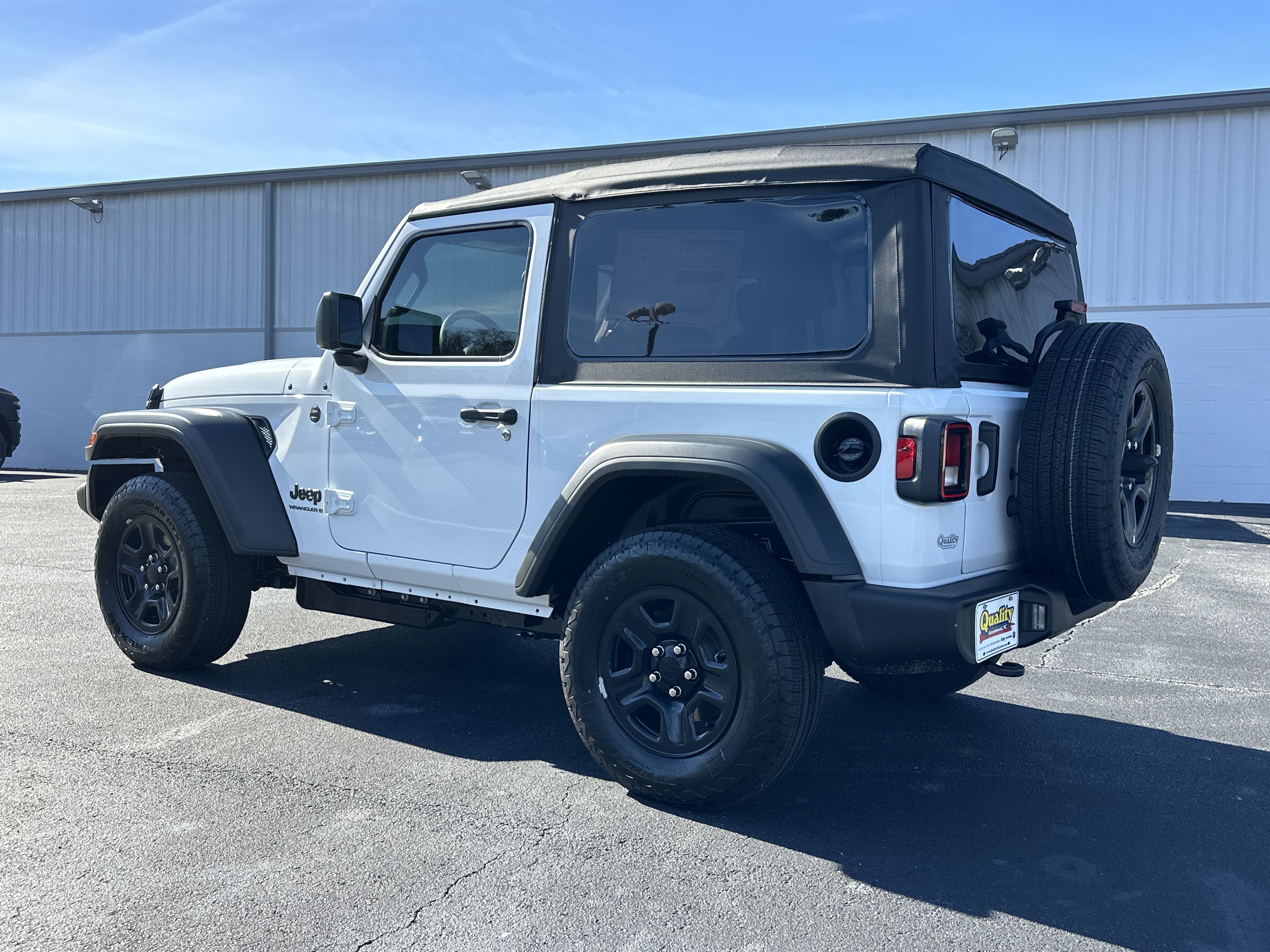 New 2026 Bright White Clear-Coat Exterior Paint Jeep Sport image 6