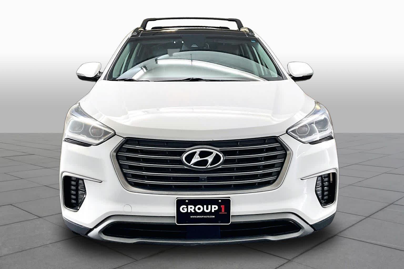 Used 2017 Monaco White Hyundai Limited Ultimate image 4