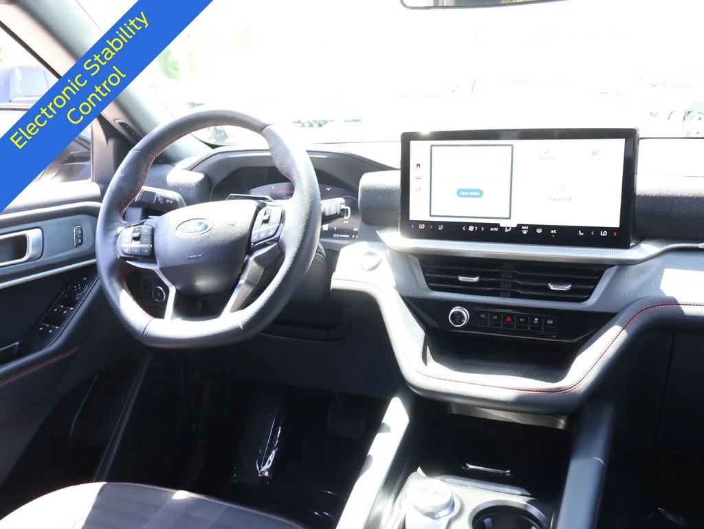 Used 2025 Gray Ford ST-Line image 15