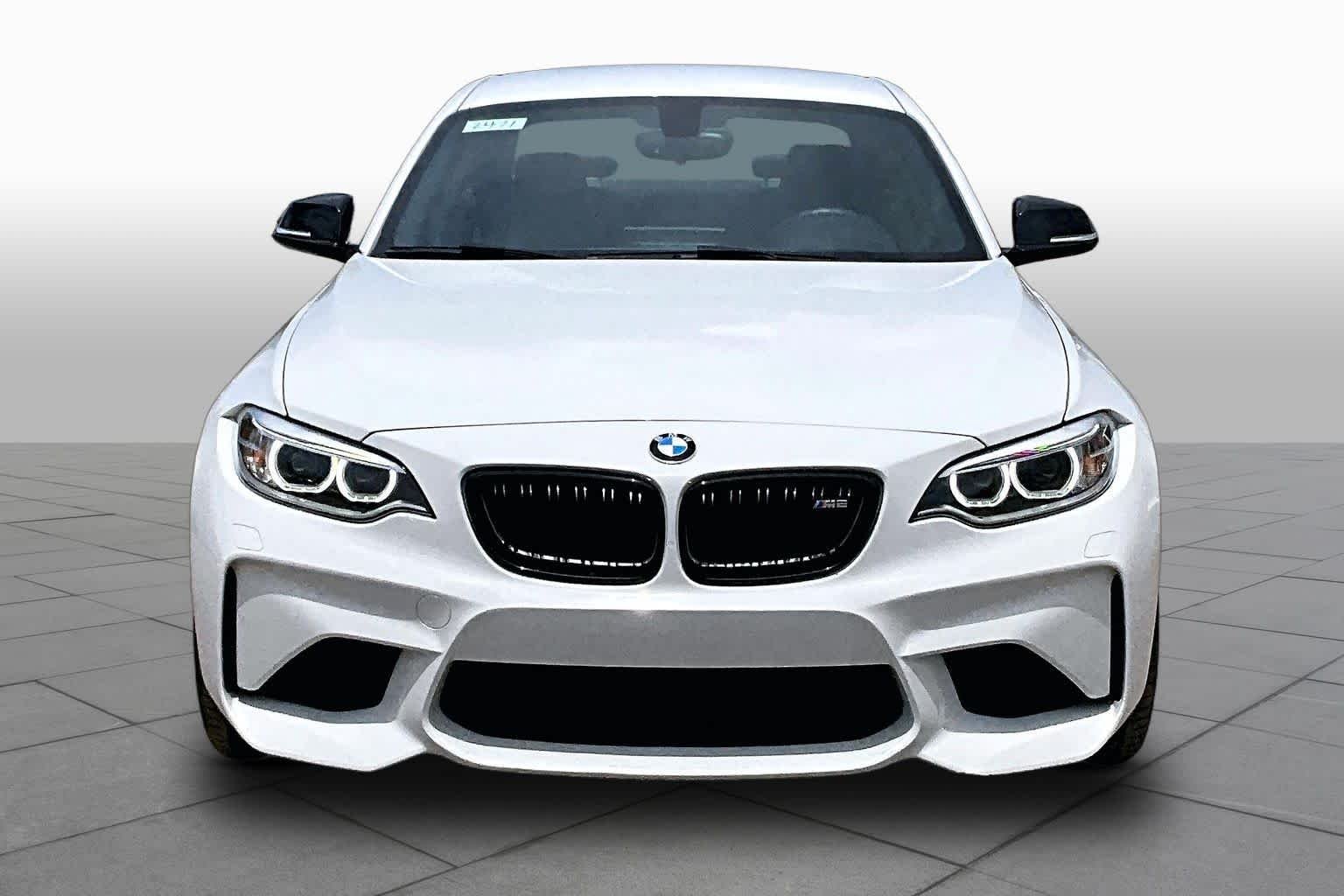 Used 2017 Alpine White BMW  image 3