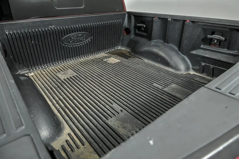 Used 2019  Ford XLT image 8