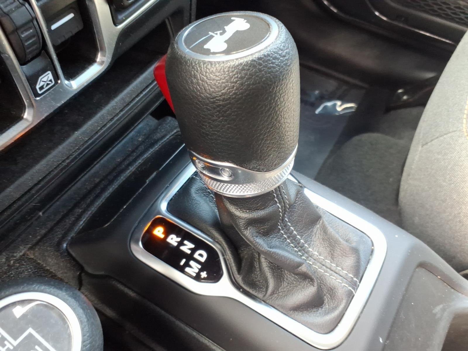 Used 2024 Granite Crystal Metallic Clearcoat Jeep Sport S image 8