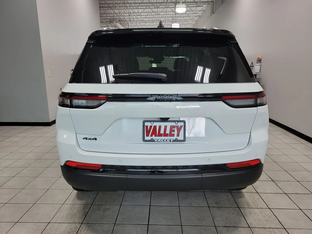 New 2025 White Jeep Limited image 6