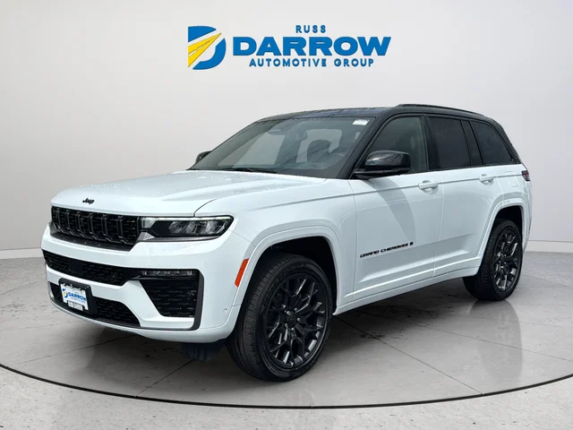Used 2026 White/off-white Jeep Summit image 1