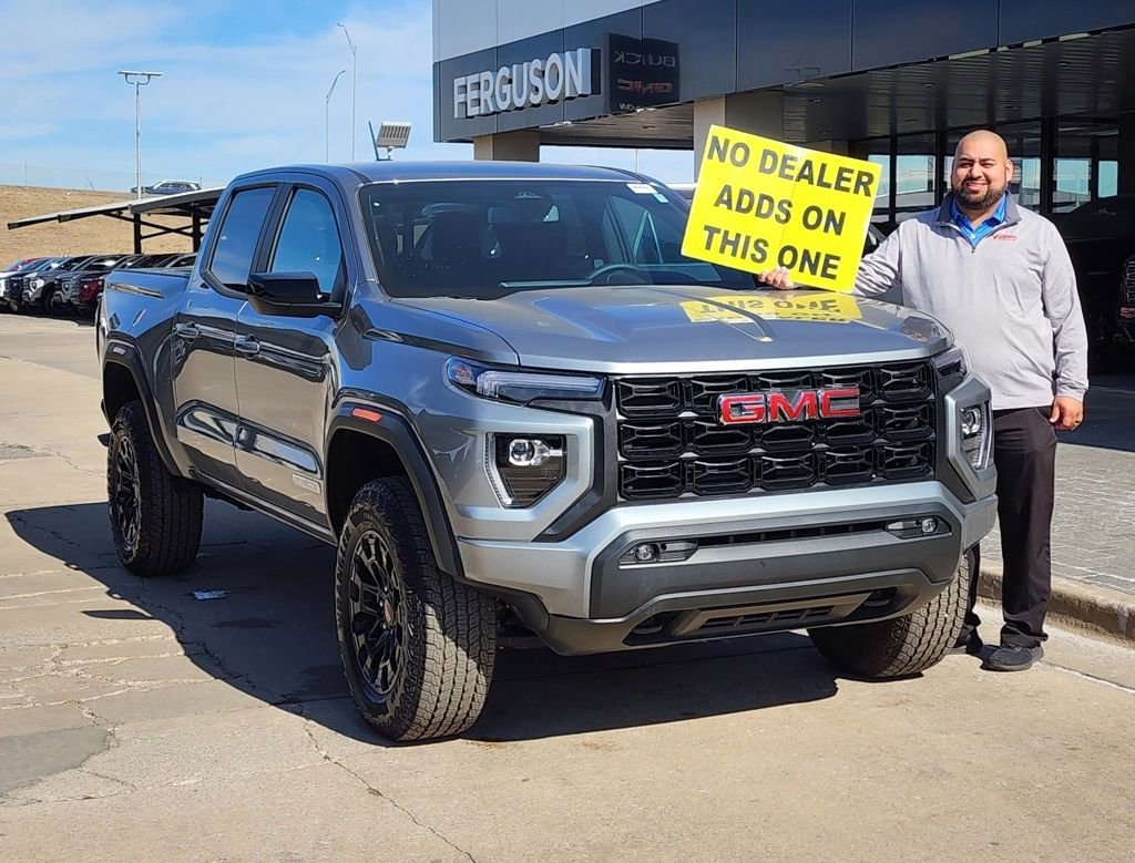 2026 GMC Canyon 4WD Elevation Crew Cab Short Box's photo