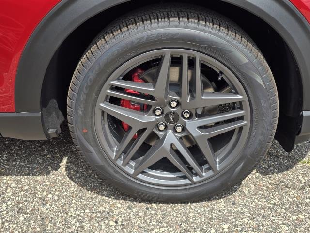 New 2026 Rapid Red Metallic Tinted Clearcoat Ford ST image 36