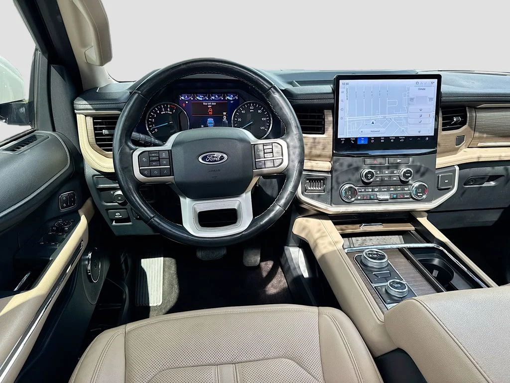 Used 2022 White Ford Limited image 25
